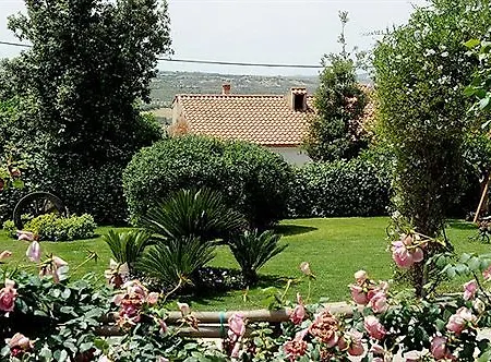 Il Giardino Di Valentina Gasthuis 2*