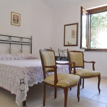 Il Giardino Di Valentina بيت ضيافة 2*