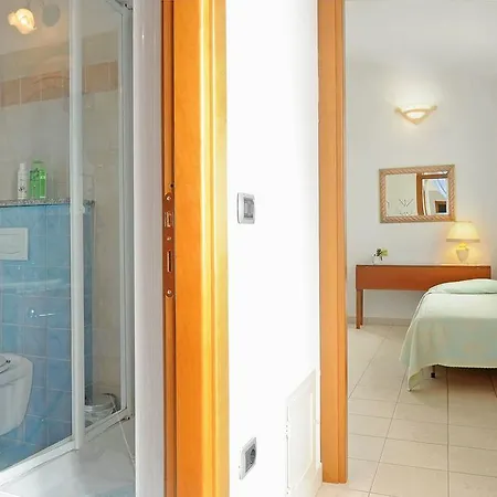 بيت ضيافة Il Giardino Di Valentina Escolca